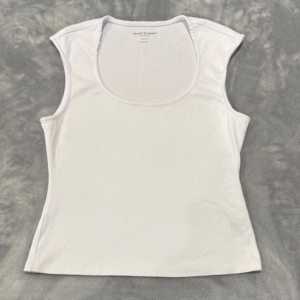 Velvet Heart Women's White Tank Top